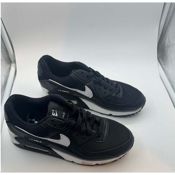 Nike Air Max 90 SNEAKER Junior size 6 5 BLACK/WHITE NWOB - Picture 7 of 7